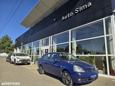 Second-hand Renault Symbol Expression 75 CP (55 kW) 2007 Culoarealbastru Berlinǎ