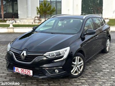 Second-hand Renault Mégane GrandTour 130 CP (95 kW) 2017 Culoarenegru Break