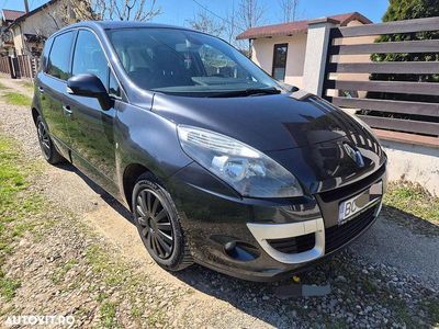 Culoarealte culori Utilizat 2011 Renault Scénic III Expression Monovolum | 4.650 EUR (Preț OK)