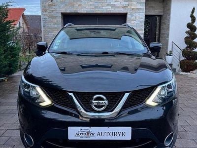 Culoarenegru Utilizat 2017 Nissan Qashqai Tekna SUV | 11.680 EUR (Preț bun)