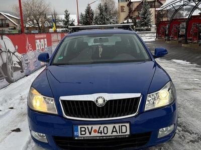 Second-hand Skoda Octavia Active 105 CP (77 kW) 2010 Culoarealbastru Break