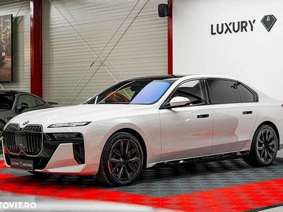 Culoarealb Nouă 2025 BMW 740 Executive Berlinǎ | 137.335 EUR