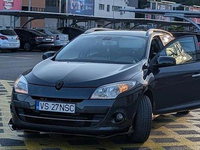 Culoarealte culori Utilizat 2010 Renault Mégane GrandTour Privilege Break | 4.800 EUR (Puțin scump)