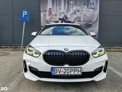Culoarealb Utilizat 2021 BMW 120 M Sport Hatchback | 23.500 EUR (Scump)