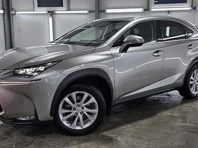 Second-hand Lexus NX300h E-FOUR Luxury Line 197 CP (144 kW) 2015 Culoaregri SUV