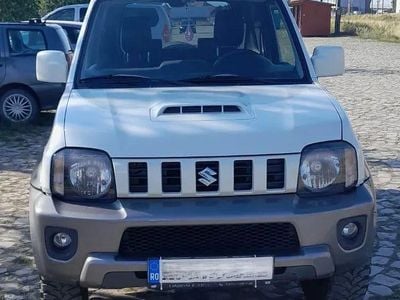Second-hand Suzuki Jimny Style 85 CP (62 kW) 2015 Culoarealb SUV