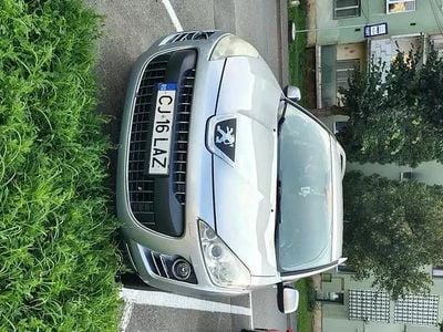 Utilizat 2009 Peugeot 4007 SUV | 3.000 EUR