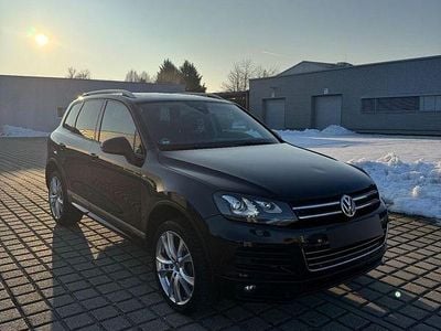 Culoarenegru Utilizat 2011 VW Touareg SUV | 13.900 EUR (Preț bun)