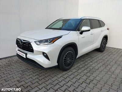 Culoarealb Second-hand 2021 Toyota Highlander SUV | 41.000 EUR (Super Preț)