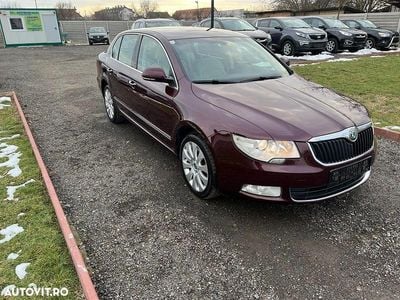 Culoarerosu Second-hand 2012 Skoda Superb Elegance Berlinǎ | 6.900 EUR (Preț OK)
