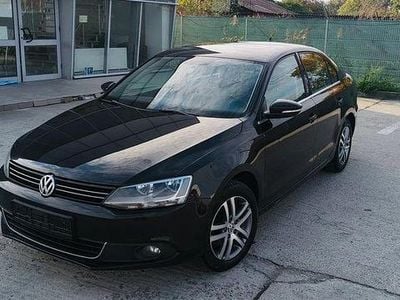 Culoarenegru Utilizat 2011 VW Jetta Comfortline Berlinǎ | 5.490 EUR (Preț OK)