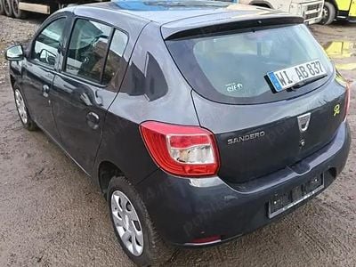 Second-hand Dacia Sandero 90 CP (66 kW) 2016 Hatchback