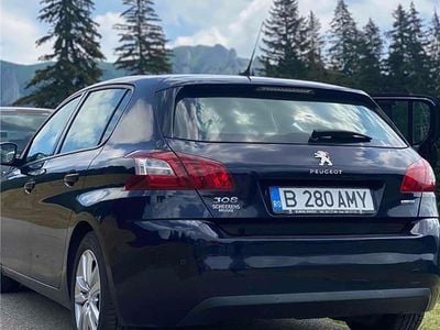 Second-hand Peugeot 308 120 CP (88 kW) 2015 Albastru Hatchback