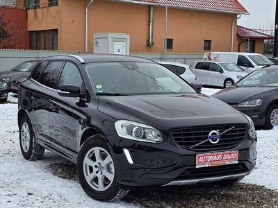 Second-hand Volvo XC60 Ocean Race 150 CP (110 kW) 2015 Culoarenegru SUV