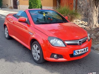 second-hand Opel Tigra 1.8 benzina decapotabil an 2005 acte la zi