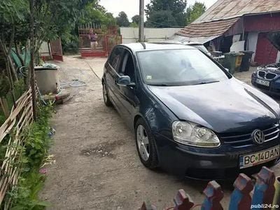 VW Golf V