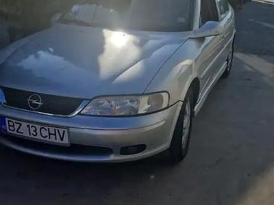 Utilizat 2002 Opel Vectra Berlinǎ | 6.500 EUR