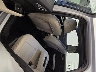 Second-hand Audi Q4 e-tron 210 kW (286 CP) 2024 Culoarealb SUV