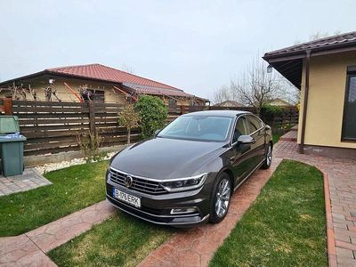 Culoaremaro Utilizat 2018 VW Passat Highline Break | 17.900 EUR (Scump)