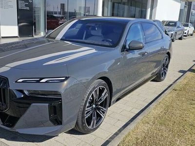 BMW 740