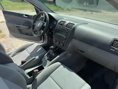 Utilizat 2004 VW Golf IV | 2.300 EUR (Scump)