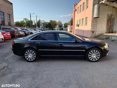 Negru Utilizat 2007 Audi A8 Berlinǎ | 12.000 EUR