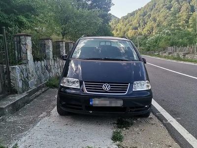 Albastru Utilizat 2006 VW Sharan Monovolum | 3.450 EUR