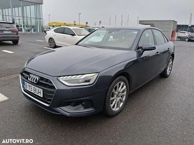 Second-hand Audi A4 Advanced 204 CP (150 kW) 2022 Culoaregri Berlinǎ