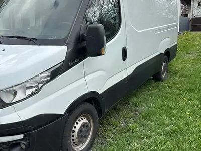 Second-hand Iveco Daily 140 CP (102 kW) 2017 Van