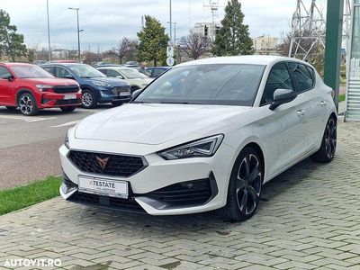 Second-hand Cupra Leon VZ 245 CP (180 kW) 2022 Culoarealb Hatchback