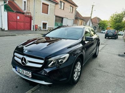 Mercedes GLA200