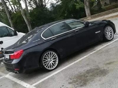 Utilizat 2011 BMW 750 Berlinǎ | 10.000 EUR