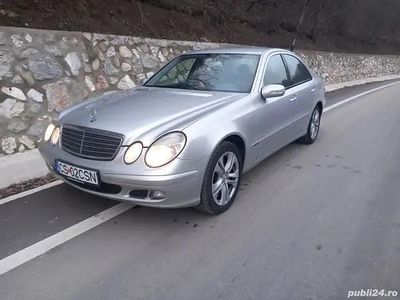Utilizat 2004 Mercedes E200 Berlinǎ | 3.500 EUR