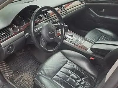Utilizat 2005 Audi A8L Berlinǎ | 4.300 EUR