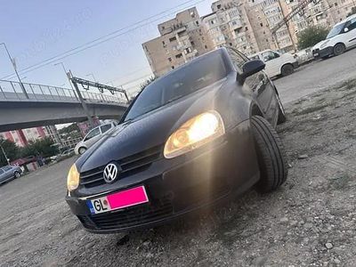 Utilizat 2005 VW Golf V Hatchback | 1.799 EUR (Preț OK)