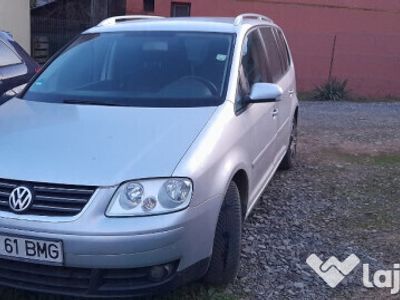 second-hand VW Touran 2004 2.0 136 cp 7 locuri