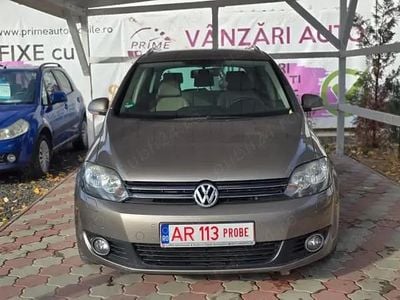 Auriu Utilizat 2010 VW Golf VI Team Hatchback | 5.599 EUR (Preț OK)
