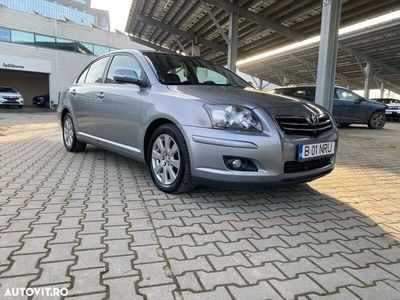 second-hand Toyota Avensis 2.0 D-4D Executiv