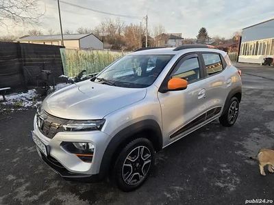 Second-hand Dacia Spring Comfort Plus 33 kW (45 CP) 2022 Argintiu Hatchback