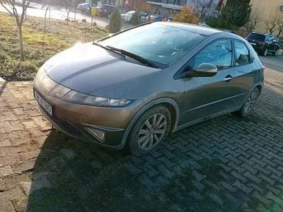 Second-hand Honda Civic 140 CP (102 kW) 2008 Gri Hatchback