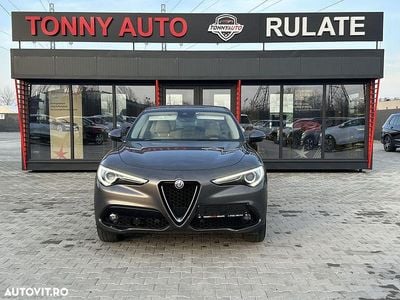 Second-hand Alfa Romeo Stelvio Super 210 CP (154 kW) 2018 Culoaregri SUV