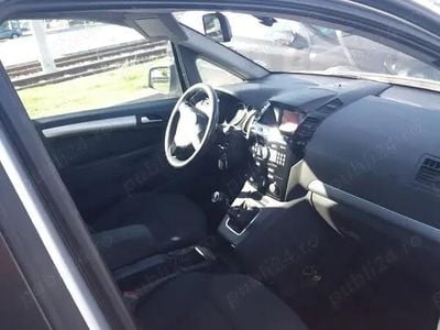Gri Utilizat 2014 Opel Zafira Monovolum | 4.490 EUR