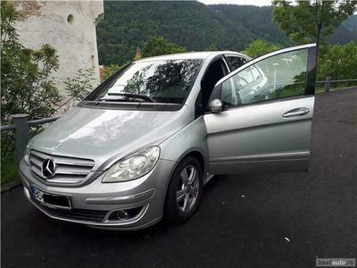Argintiu Utilizat 2005 Mercedes B200 Monovolum | 5.000 EUR (Scump)