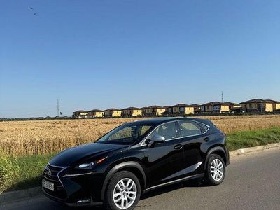 Lexus NX300h