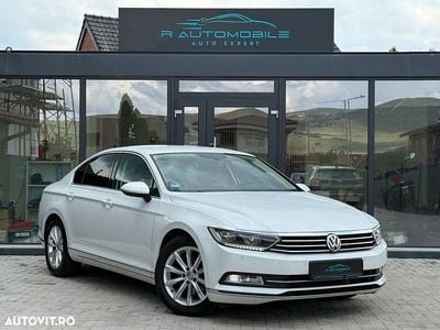 Culoarealb Utilizat 2016 VW Passat Highline Berlinǎ | 13.999 EUR (Preț OK)