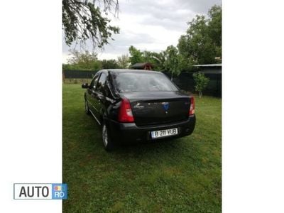 Second-hand Dacia Logan 105 CP (77 kW) 2007 Gri Berlinǎ