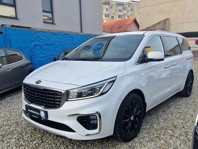 Second-hand Kia Carnival 204 CP (150 kW) 2018 Alb Monovolum