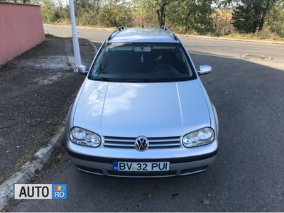 Second-hand VW Golf IV 101 CP (74 kW) 2002 Gri Break