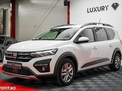Culoarealb Utilizat 2022 Dacia Jogger Essentiel Monovolum | 13.298 EUR (Puțin scump)