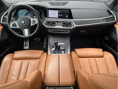 Second-hand BMW X7 Comfort Edition 340 CP (250 kW) 2022 Negru carbon metalizat metalizat SUV